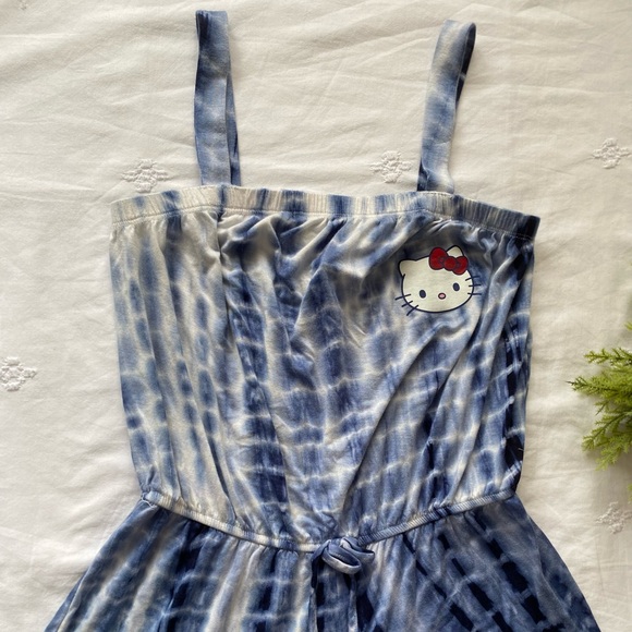 Girl’s Sanrio Hello Kitty Blue Tie Dye Romper Size Large 10/12 - Picture 4 of 12